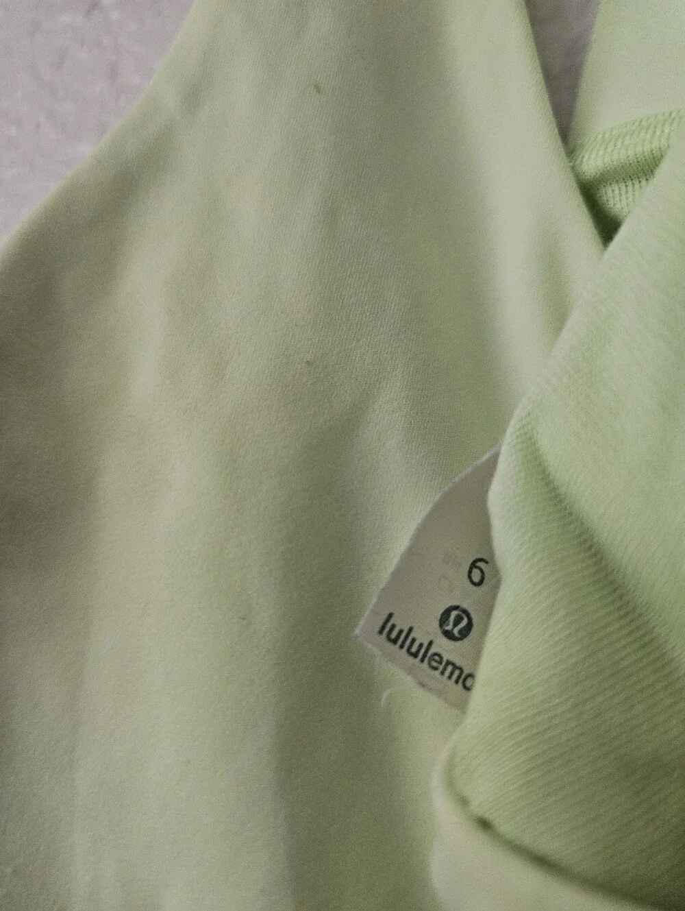 lululemon lime green bra, 6